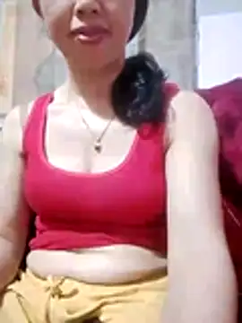 TRIEUTRIEU20 online show from May 5, 3:26 pm