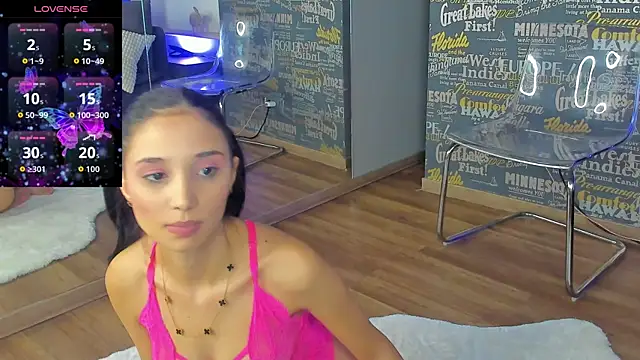 DemmiLove online show from October 25, 7:36 pm