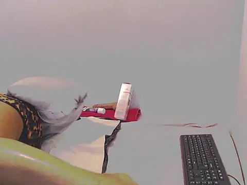 Snapshot of CocoCaramel-X chatting on November 13, 5:00 am CocoCaramel-X online show from November 13, 5:00 am