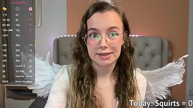 lolatheangel online show from January 13, 2:04 am