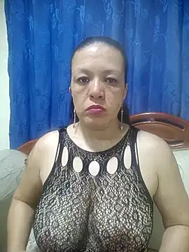 Missy Guzman online show from November 8, 6:06 am