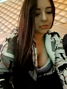 Snapshot of SantaRameriz chatting on November 9, 3:54 am SantaRameriz online show from November 9, 3:54 am