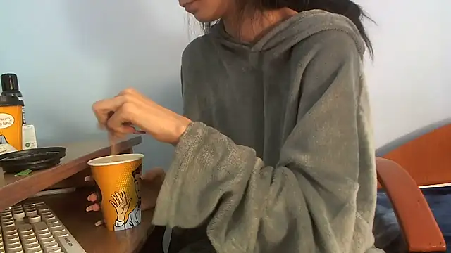andreea713 online show from February 20, 11:45 am