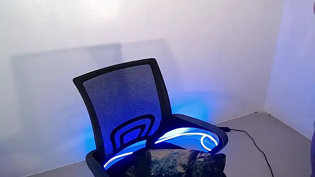 Snapshot of _Lachica_ chatting on October 27, 7:20 am Lachica online show from October 27, 7:20 am