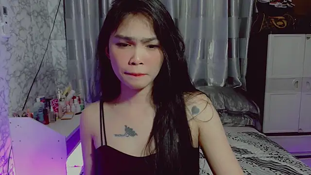  Lachica  online show from May 14, 4:59 pm
