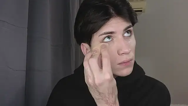 Oliver star boy  online show from November 20, 5:02 pm