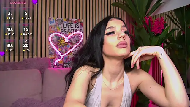 MirunaHaze online show from March 6, 5:13 am