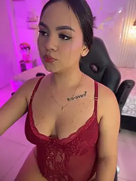 Snapshot of amber_white15 chatting on July 18, 5:49 am amber white15 online show from July 18, 5:49 am
