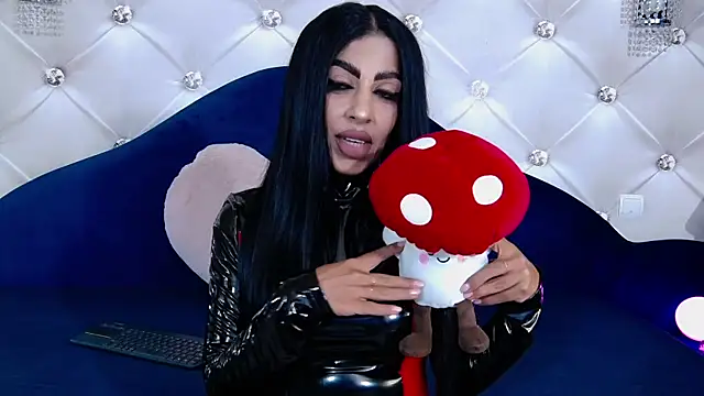 NoirKaylah online show from July 3, 8:26 pm