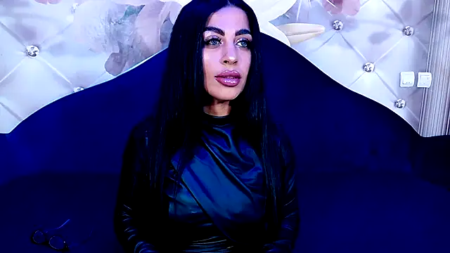 Snapshot of NoirKaylah chatting on November 6, 8:46 pm NoirKaylah online show from November 6, 8:46 pm