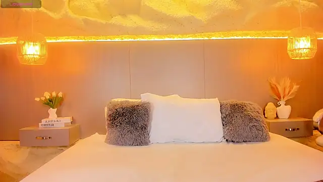 AmyColman  online show from February 28, 12:16 pm