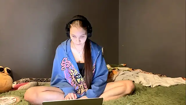 Snapshot of Softixq chatting on November 24, 4:07 pm Softixq online show from November 24, 4:07 pm