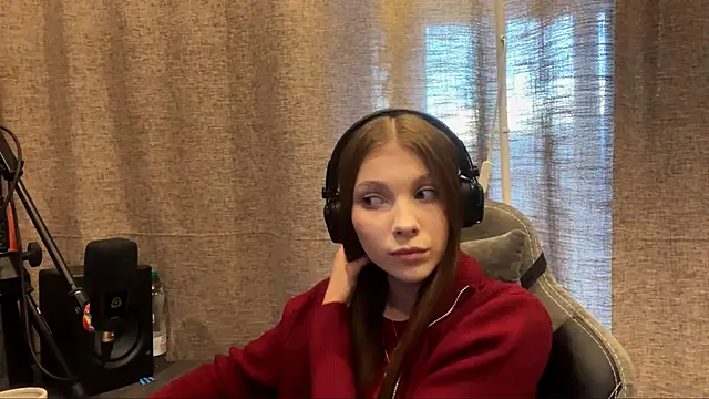 Snapshot of Softixq chatting on October 26, 1:22 pm Softixq online show from October 26, 1:22 pm