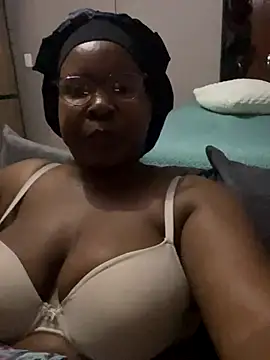 SweetCandy84 online show from November 2, 3:50 pm