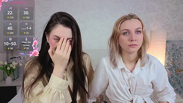 Snapshot of betweenUse chatting on December 15, 4:51 am betweenUse online show from December 15, 4:51 am