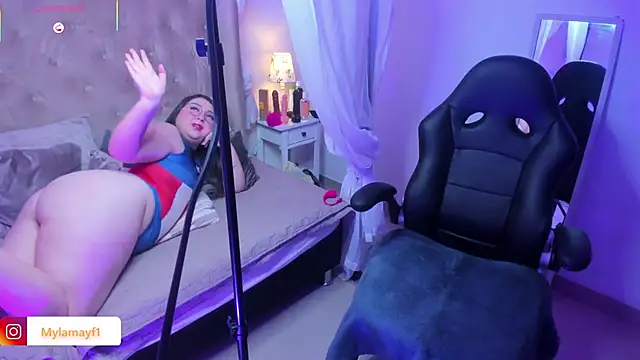 Snapshot of Myla_mayfield chatting on November 9, 11:47 am Myla mayfield online show from November 9, 11:47 am