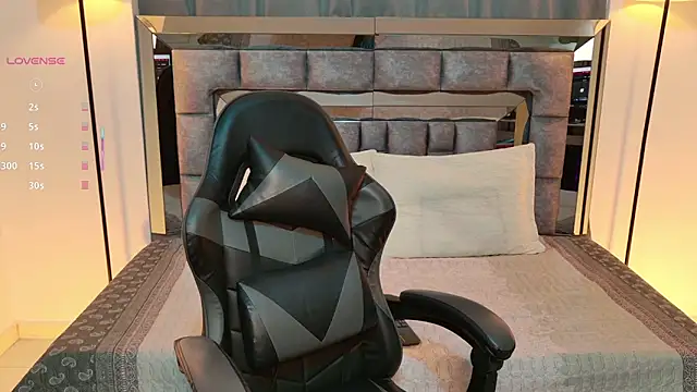 Bella Clark2 online show from January 15, 2:31 pm