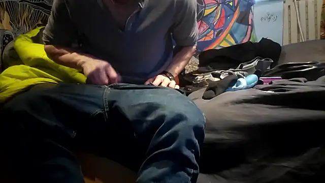 YourAddicted2 online show from January 11, 6:04 pm