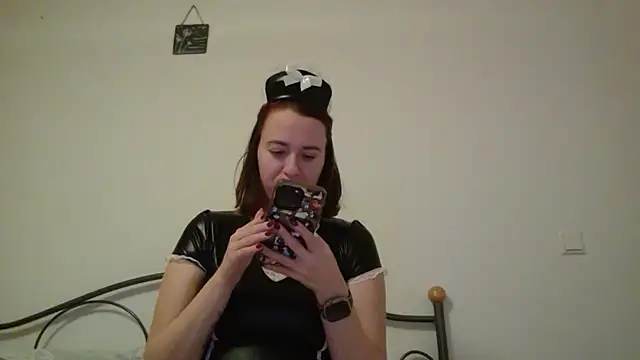 Latexaddictx  online show from November 22, 8:08 pm