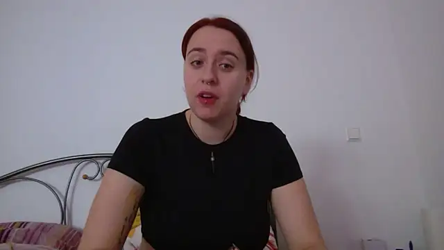 Latexaddictx  online show from November 8, 1:25 pm