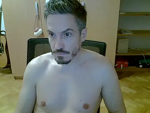 Snapshot of delayclose__ chatting on November 27, 5:24 pm delayclose online show from November 27, 5:24 pm