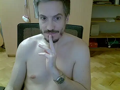 Snapshot of delayclose__ chatting on February 24, 5:03 pm delayclose online show from February 24, 5:03 pm