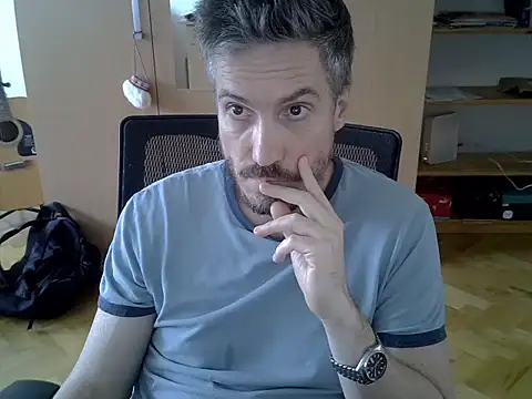 delayclose   online show from May 14, 3:53 pm