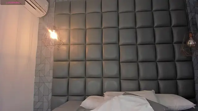 dannavelvet online show from March 25, 12:59 pm