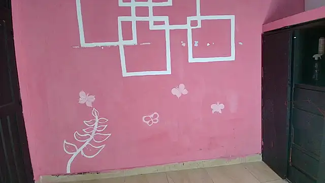 Snapshot of Esmesweet23 chatting on November 14, 8:12 pm Esmesweet23 online show from November 14, 8:12 pm