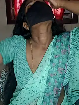 Snapshot of sivashree chatting on July 17, 4:10 am sivashree online show from July 17, 4:10 am
