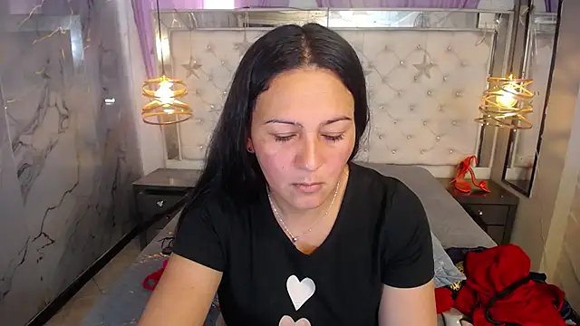 Melissa-roberts online show from January 9, 8:05 pm