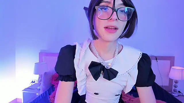 Damiian20  online show from December 18, 4:00 pm