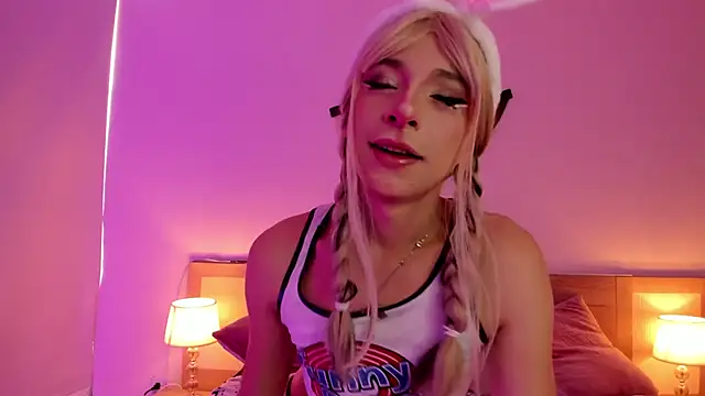 Snapshot of Damiian20_ chatting on October 30, 12:47 pm Damiian20 online show from October 30, 12:47 pm