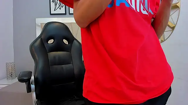 adams bobby online show from December 5, 11:53 am