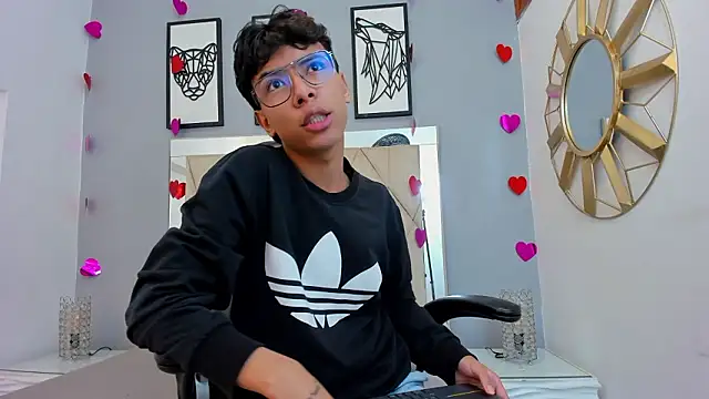 adams bobby online show from February 21, 11:01 am