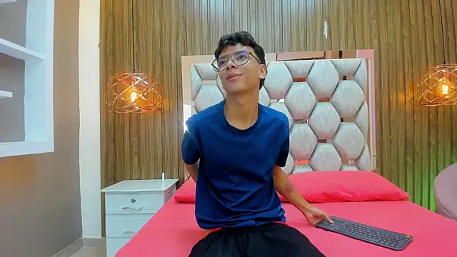 adams bobby online show from January 19, 11:47 am