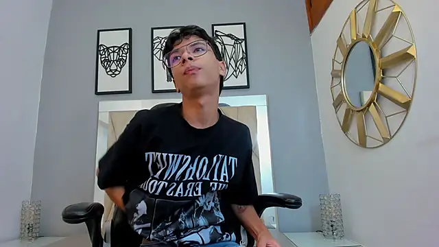 adams bobby online show from March 23, 11:21 am