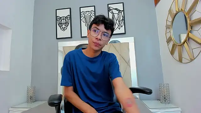 adams bobby online show from March 27, 11:11 am