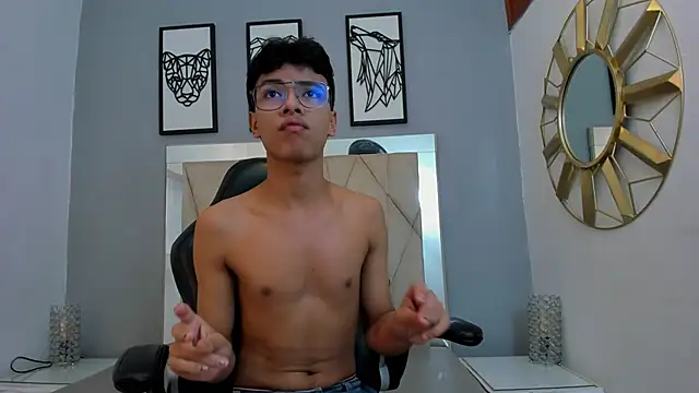 adams bobby online show from March 11, 11:15 am