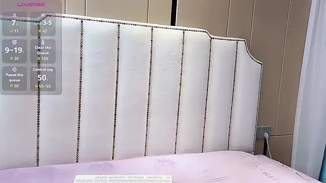 Hboer-688- online show from March 23, 11:04 pm