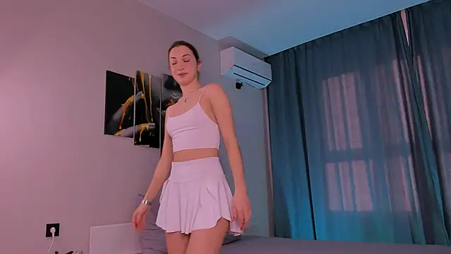 Kandeess online show from March 11, 2:55 pm