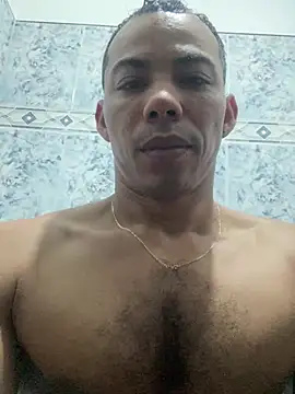 Snapshot of jony_Oconnor chatting on February 28, 1:55 pm jony Oconnor online show from February 28, 1:55 pm