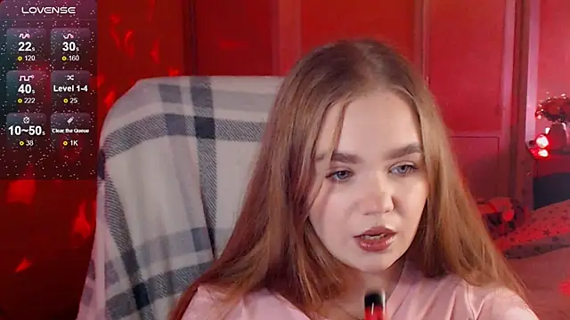 EmilyRisse online show from October 30, 3:31 pm