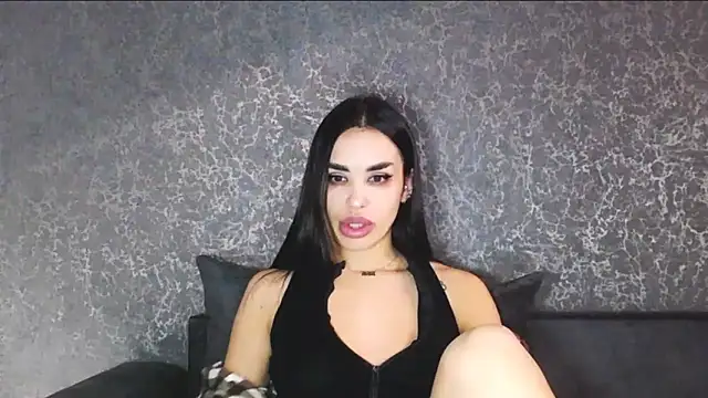 velvetveyraX online show from March 21, 5:50 pm