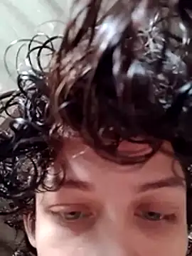 Khalid16  online show from November 13, 7:29 pm