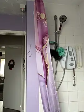 BubblesLovexox online show from December 21, 12:51 pm