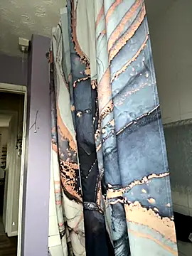 Snapshot of BubblesLovexox chatting on December 1, 1:23 pm BubblesLovexox online show from December 1, 1:23 pm