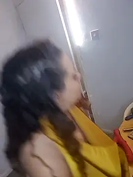 Snapshot of BubblesLovexox chatting on November 24, 10:43 pm BubblesLovexox online show from November 24, 10:43 pm