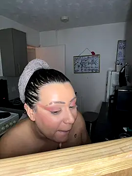 BubblesLovexox online show from December 17, 6:57 pm