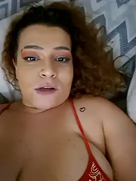 Snapshot of BubblesLovexox chatting on November 7, 1:10 am BubblesLovexox online show from November 7, 1:10 am